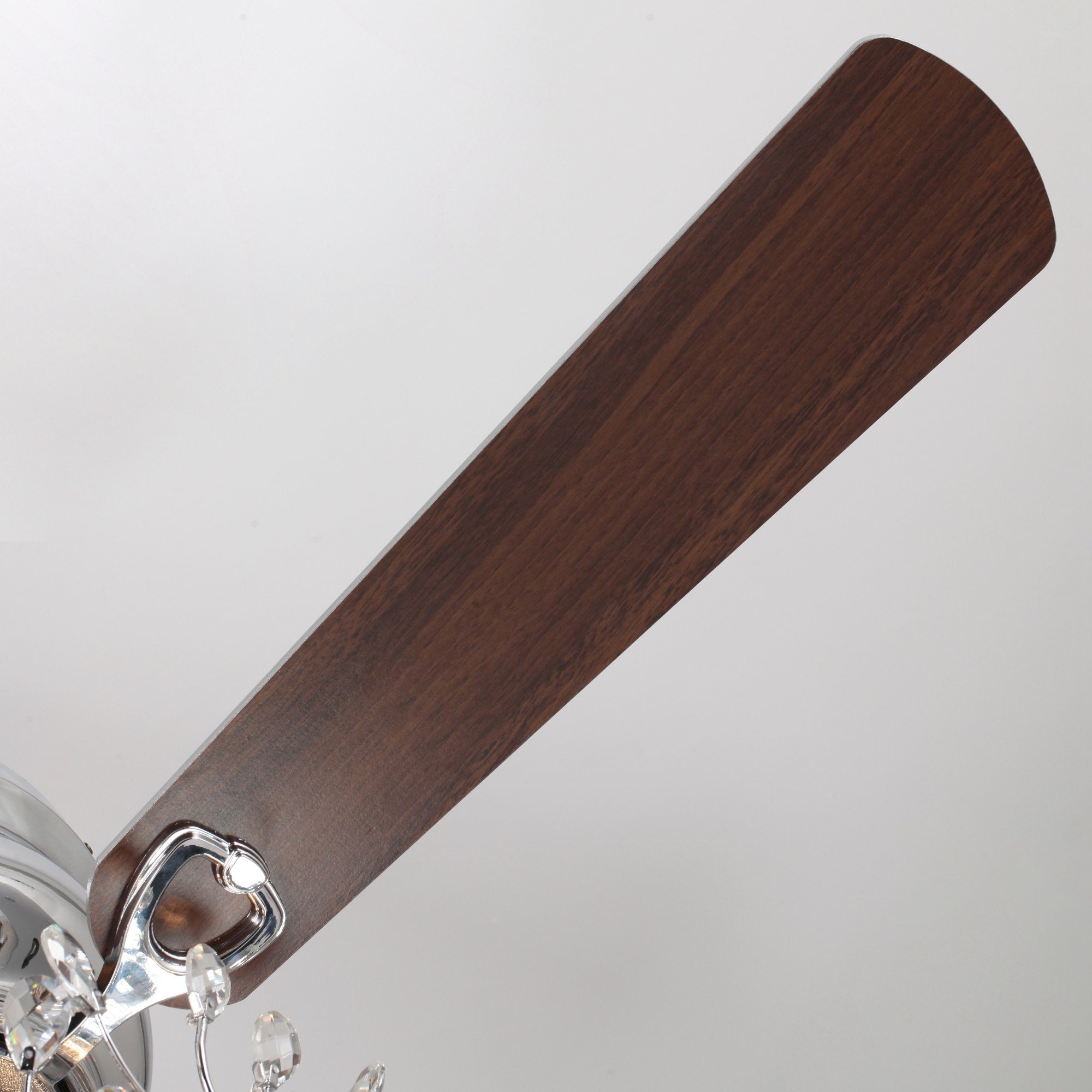 Ventilatore da soffitto moderno reversibile a 5 pale in cristallo con telecomando