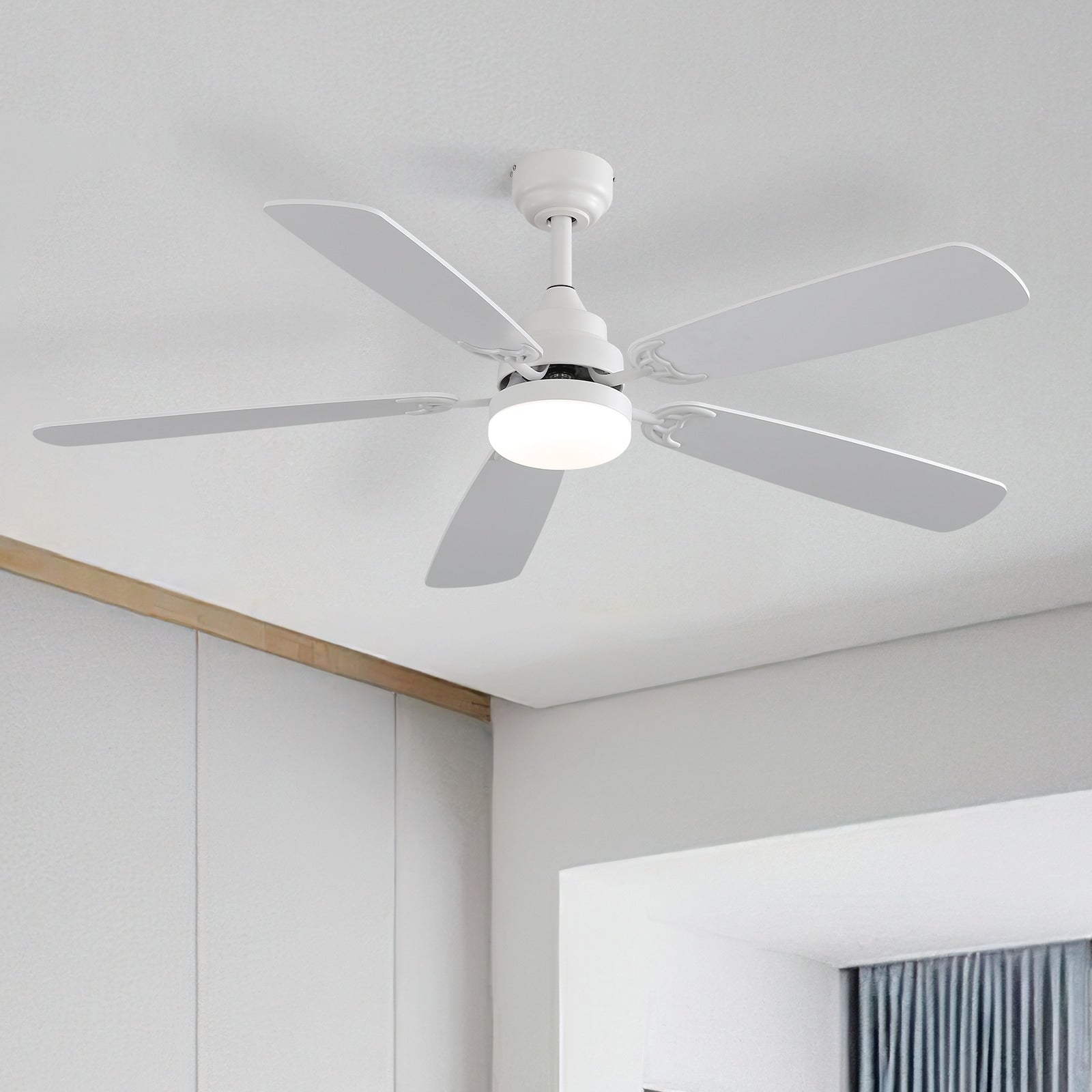 Ventilatore da soffitto a LED integrato da 48 e 52 pollici con luce e telecomando, motore CC reversibile
