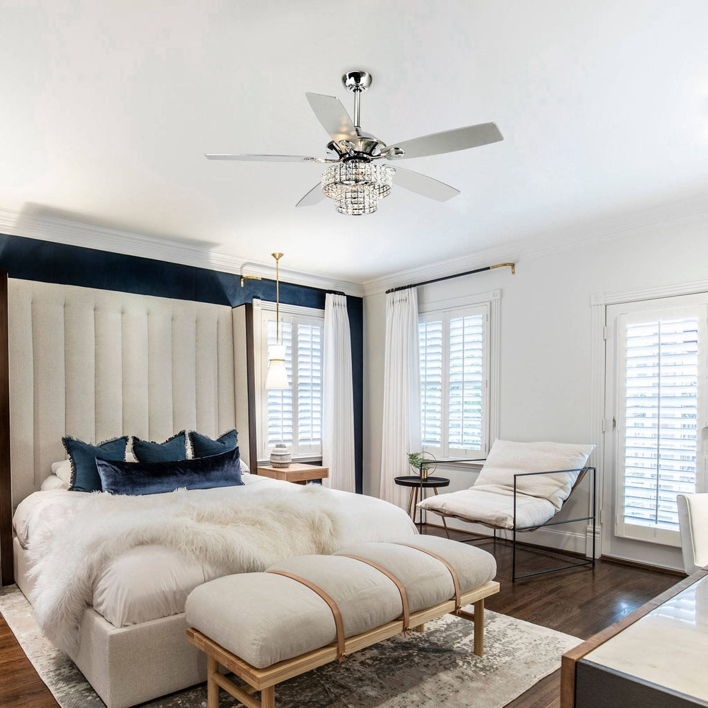 Ventilatore da soffitto moderno in cristallo cromato da 52 pollici con 5 pale in legno e telecomando