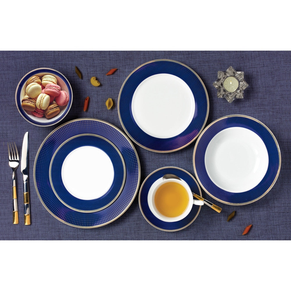 Set di stoviglie in porcellana Bone China da 57 pezzi - Mezzanotte - Oro