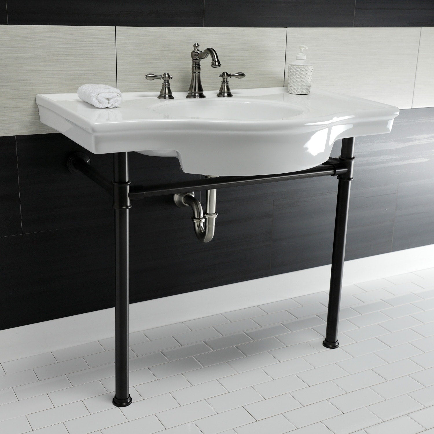 Rubinetto per bagno diffuso classico americano