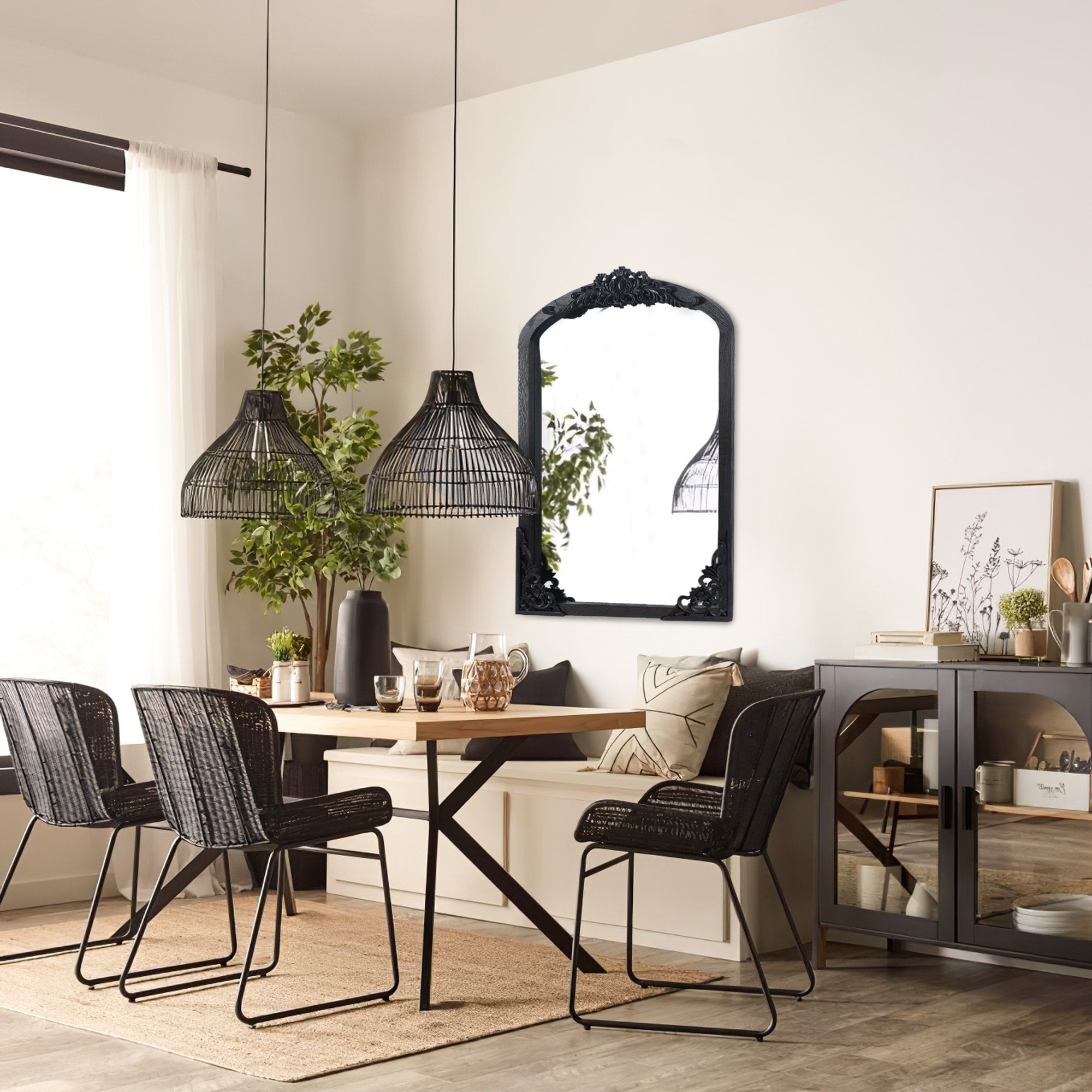 Specchio da pavimento intagliato in legno massello a tutta lunghezza ad arco