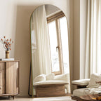 Specchio da pavimento in legno a figura intera ad arco, specchio da parete