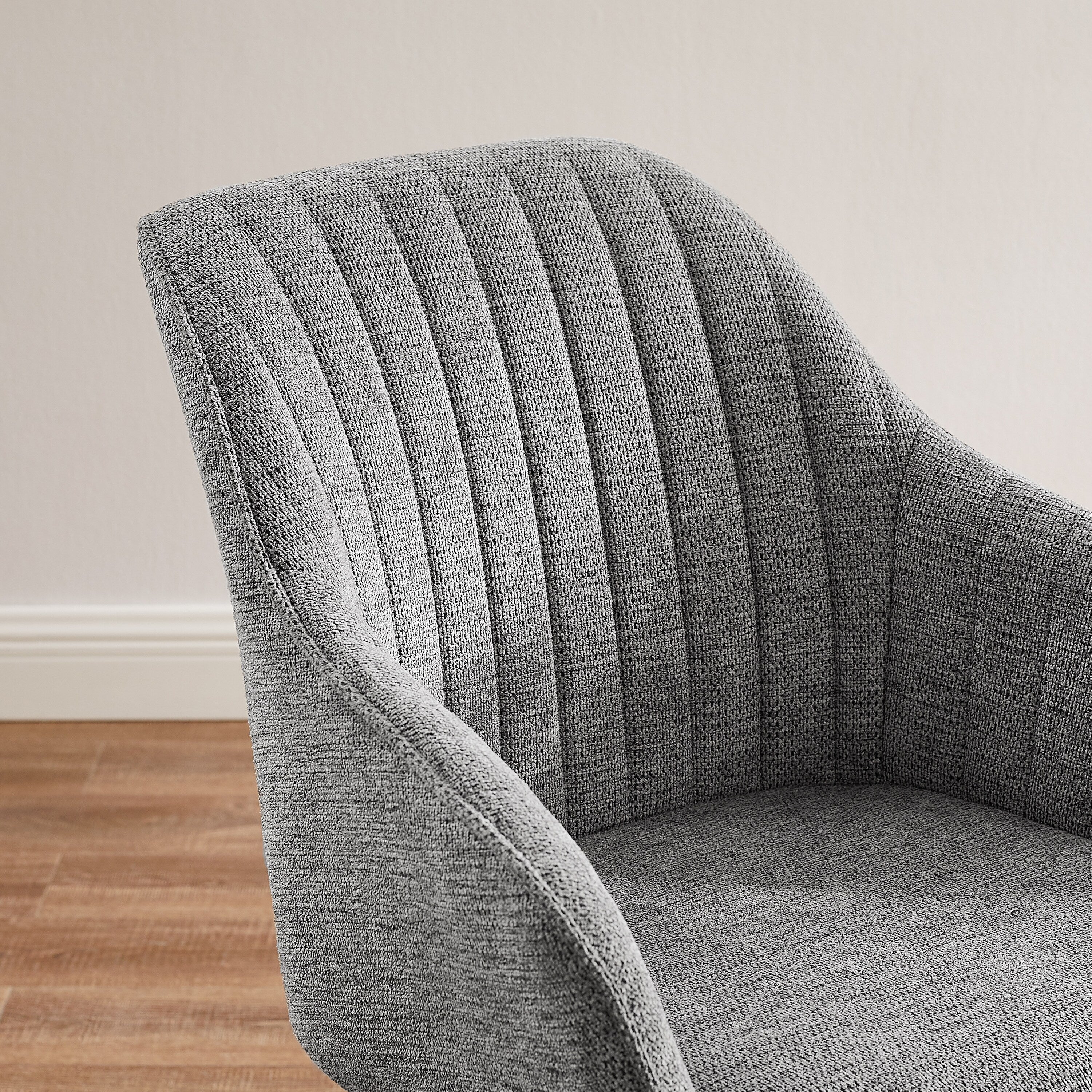 Poltrona girevole moderna Art Leon per ufficio domestico con gambe in legno