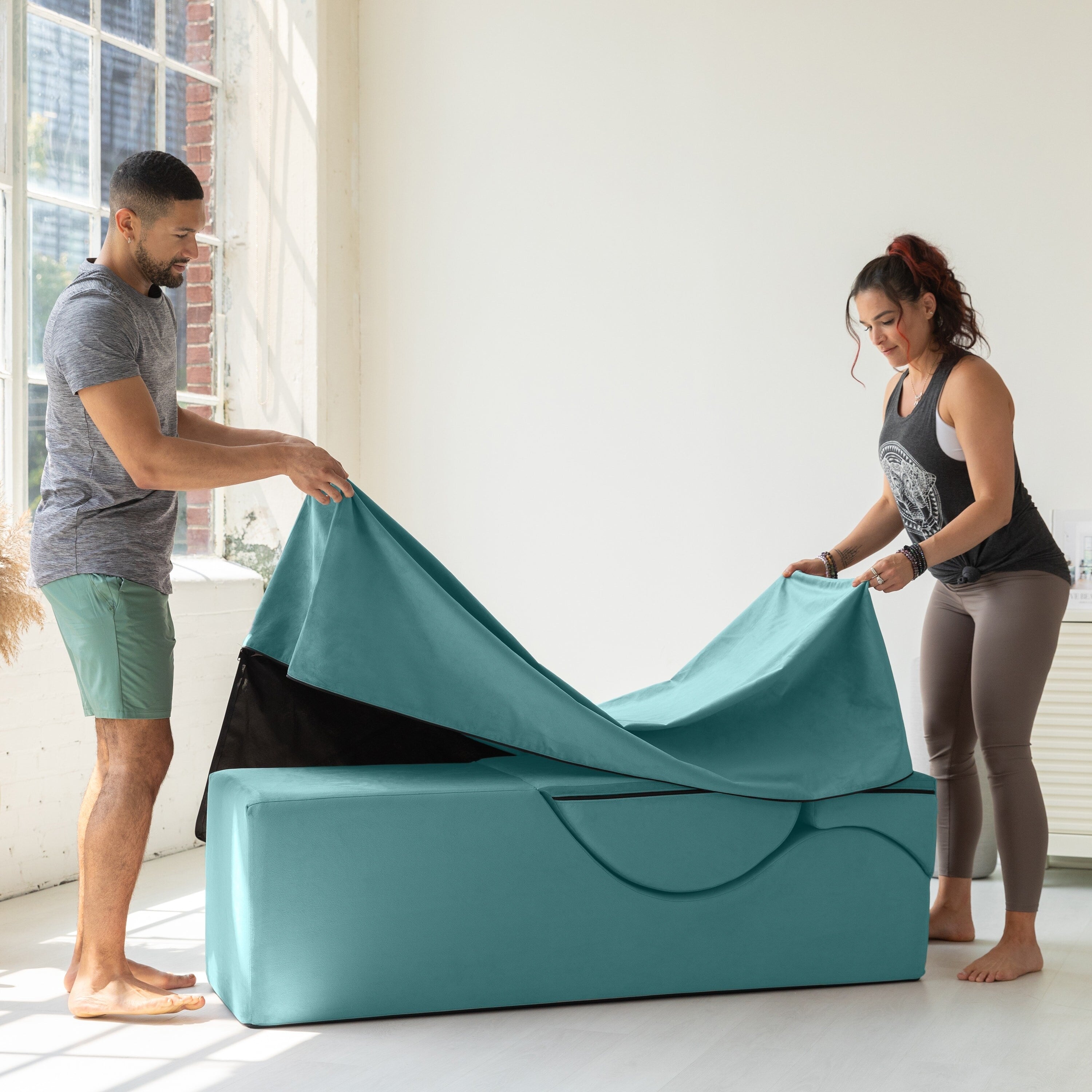 Chaise longue convertibile Avana Kami / Yoga e massaggio - Pouf 2 in 1 con poltrona yoga pieghevole nascosta, microvelluto - N/D