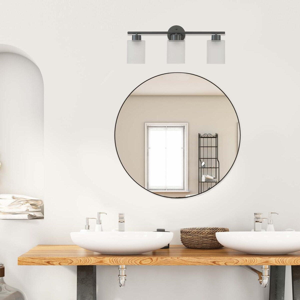 Lampada da bagno Bellevue Lydia a 3 luci, larghezza 23 cm, con finitura satinata