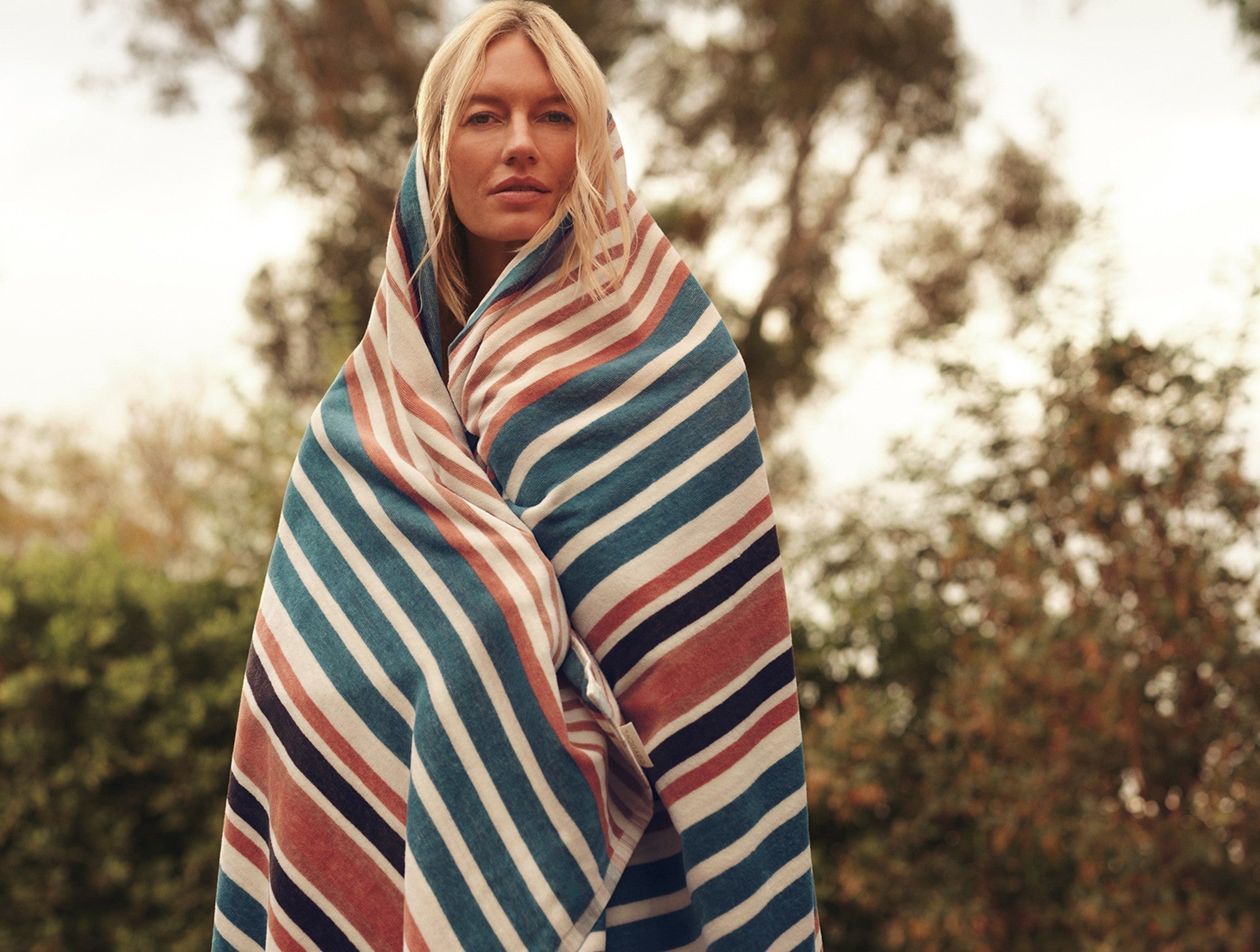 Asciugamano da spiaggia biologico Dawn Stripe