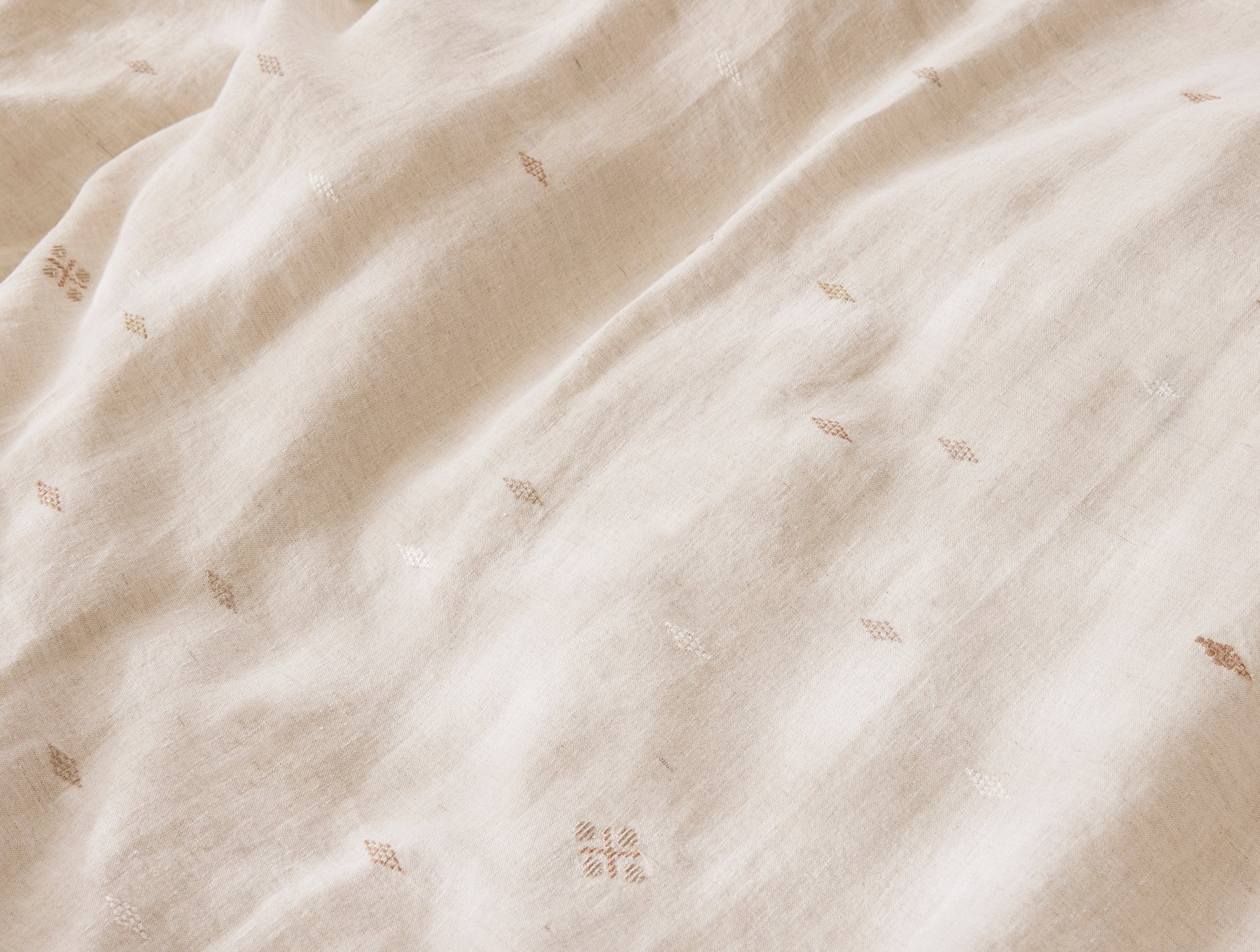 Copripiumino in lino biologico ricamato Cambria