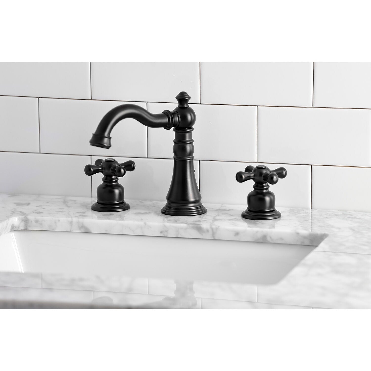 Rubinetto per bagno diffuso American Classic da 8 pollici