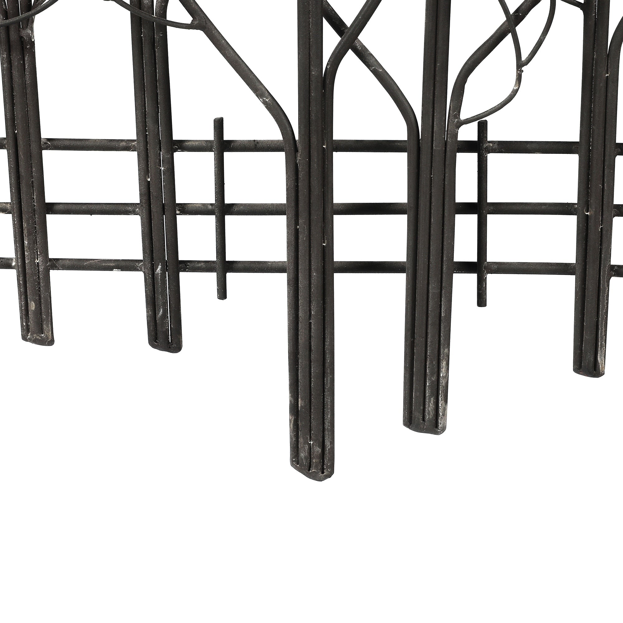 Decorazione da parete in metallo nero con campo di alberi