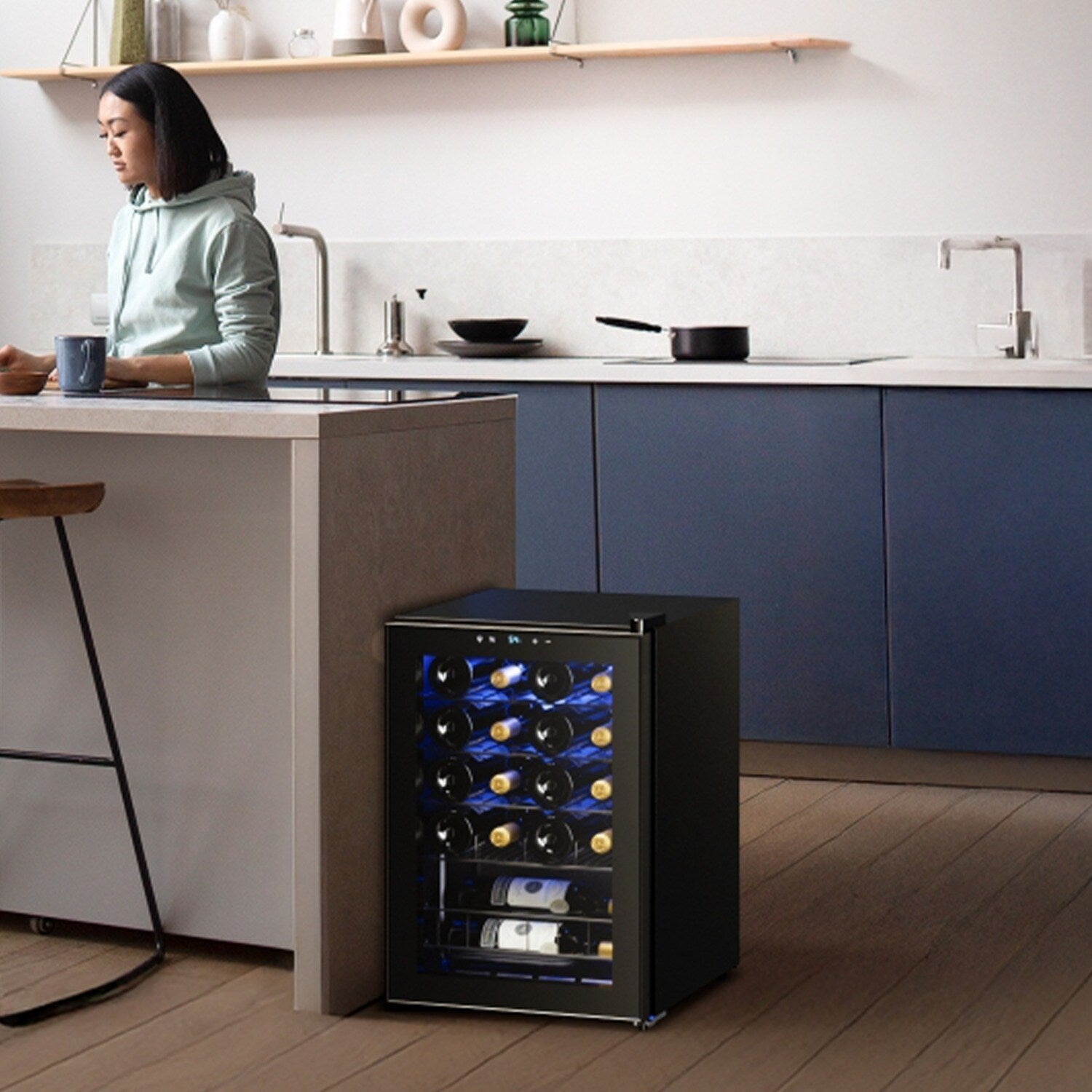 Frigorifero per vino/bevande da 17 pollici, 20 bottiglie, indipendente, controllo digitale della temperatura