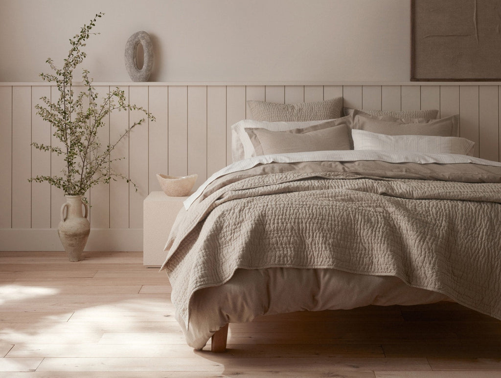 Trapunta organica cucita a mano con canali 