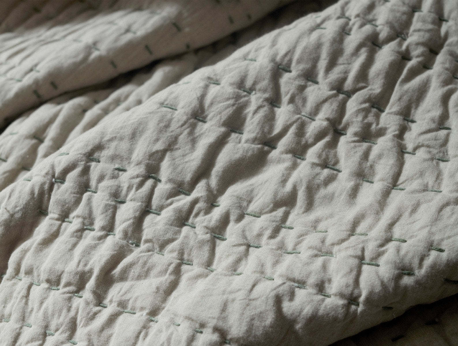 Trapunta organica cucita a mano con canale - Rinnovata