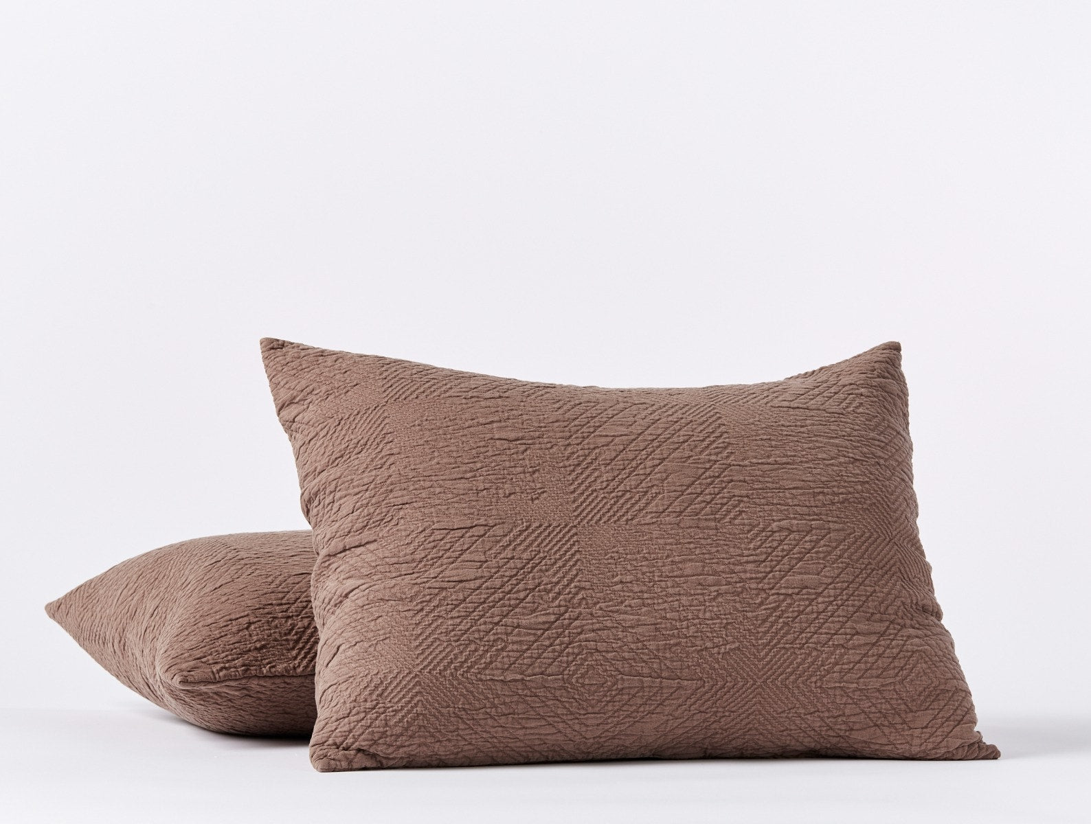 Avila Organic Matelasse Sham - Rinnovato